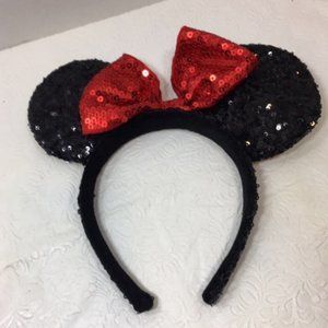 Minnie Mouse Ears Black w/Red Bow Sequins Headband
